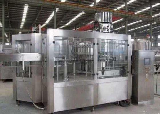 China 1500BPH drank het Vullen Machine, Plastic Flessen Frisdrank het Vullen Machine 3 in 1 Eenheid leverancier